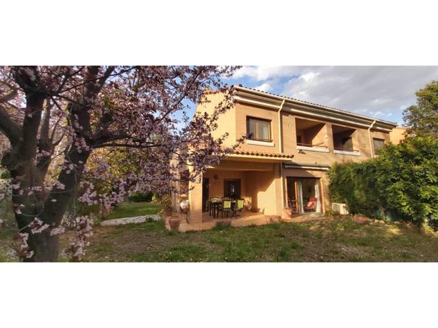 Chalet pareado en venta en Torrero-La Paz-Parque Venecia(50012) photo 0