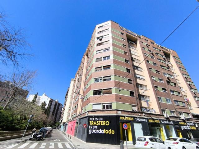 Piso en venta en San José(50007) photo 0