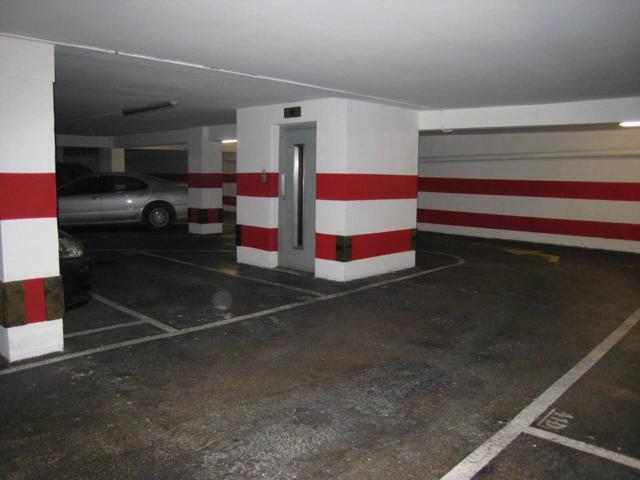 Garaje en venta en Centro(50004) photo 0