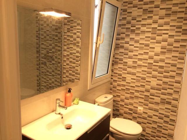 Piso de tres habitaciones en l'Eixample de Barcelona photo 0