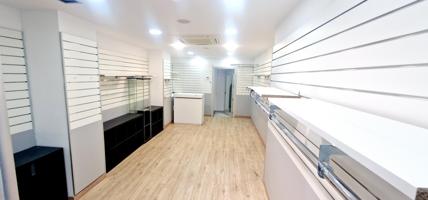 Local Comercial en Venta – Centro de Castellón, 100 m² con Doble Acceso photo 0