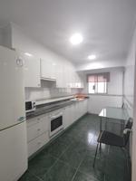 Piso en alquiler para estudiantes de cuatro habitaciones photo 0
