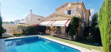 Villa Individual con Piscina Privada en Playa Els Terrers – Benicasim photo 0