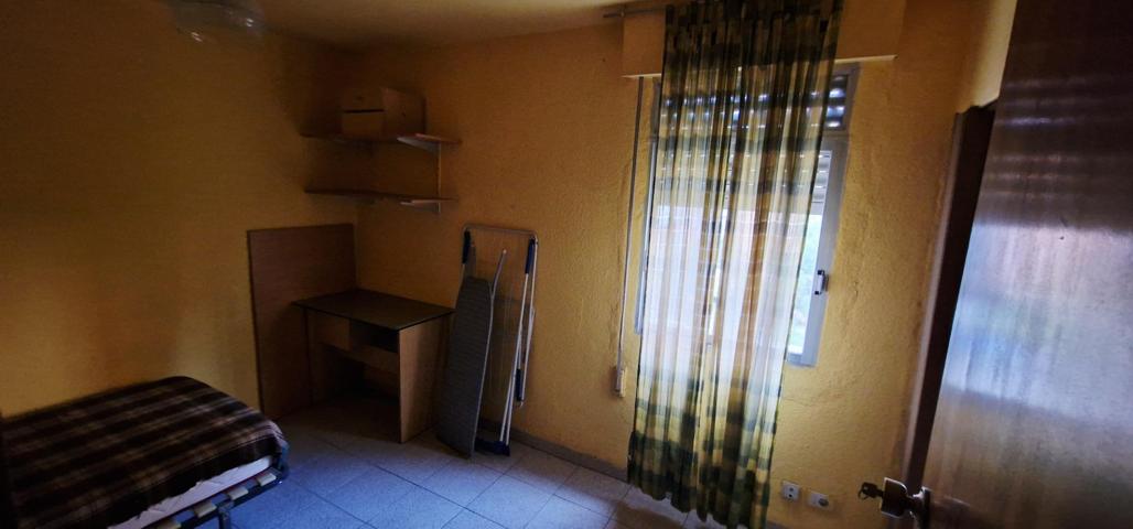 Piso de 3 Dormitorios Todo Exterior en Zona Hospital Provincial – Ideal para Reforma photo 0