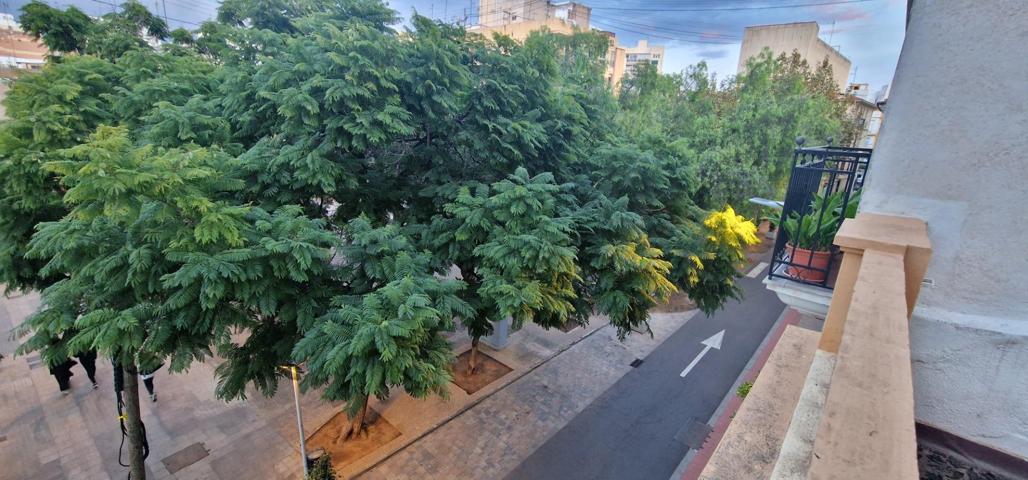 Venta de Casa Reformada a un paso del centro de Castellón photo 0