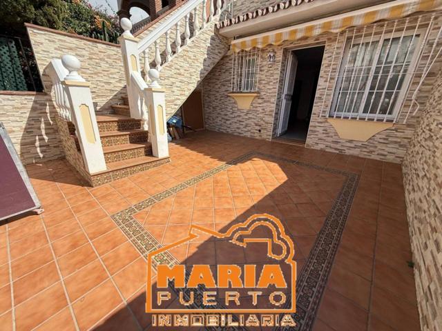 Casa adosada en venta en La Cala del Moral(29720) photo 0