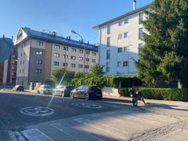 Piso en venta en Jaca photo 0
