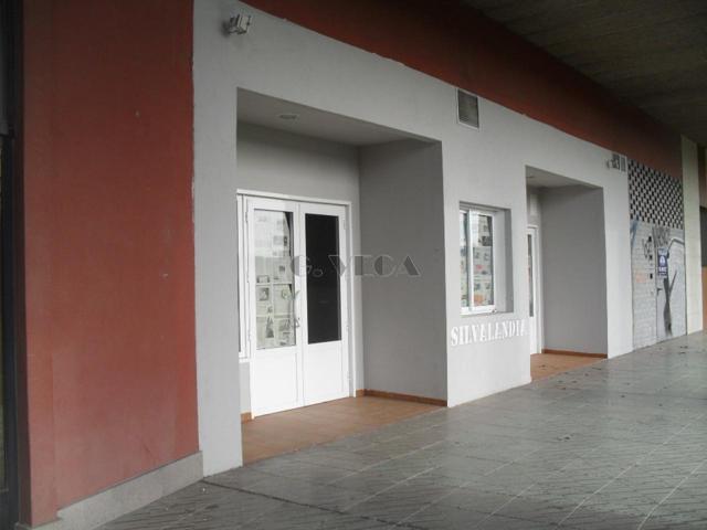 Local En venta en Vigo photo 0