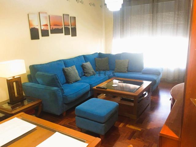 Duplex de dos dormitorios y dos baños en Nigran. photo 0