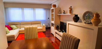 Amplio pisio de cuatro dormitorios, como nuevo. Zona Independencia. photo 0