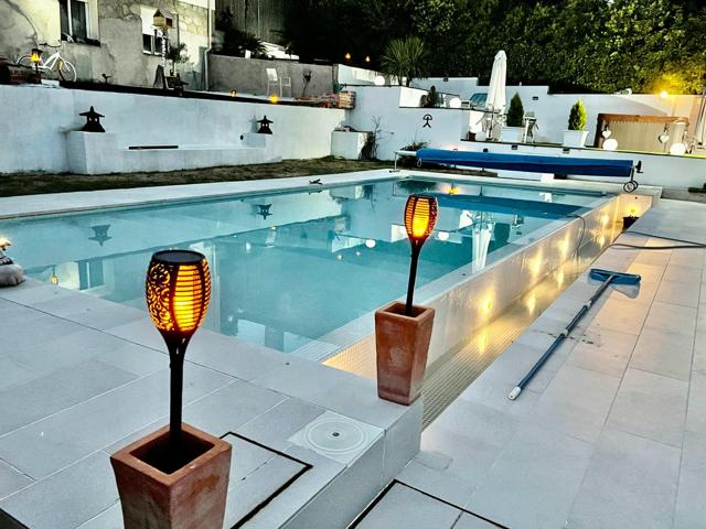 Chalet individual con piscina en Valdemorillo photo 0