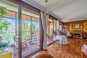 Piso En venta en Hispanoamerica, Madrid photo 0