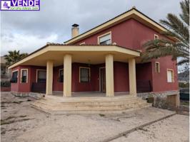 Chalet en Salinas (Alicante), amplio y listo para entrar a vivir. photo 0