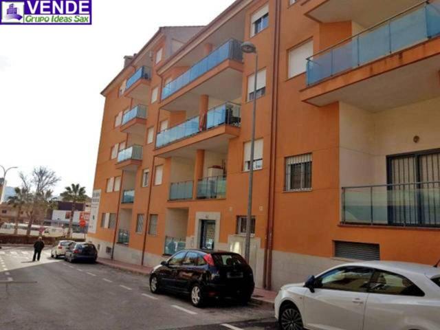 Se vende acogedor piso de 50 m² en Edificio La Roca en Sax (Alicante) photo 0