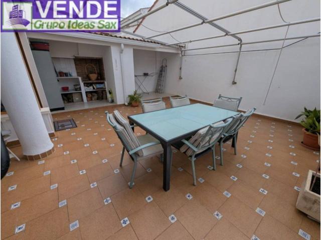 FANTASTICO CHALET ADOSADO EN VENTA EN SAX photo 0