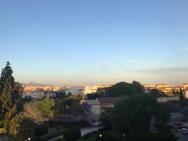 Piso en zona Cónsul photo 0