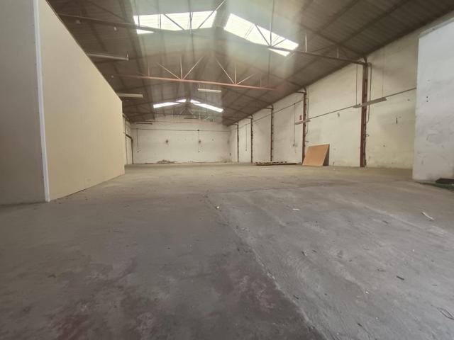 Nave industrial en el Polígono el Viso photo 0