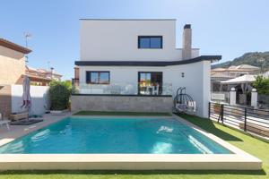 Exclusivo chalet individual en Alhaurin de la Torre photo 0