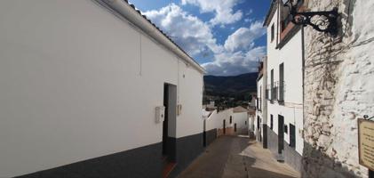 CASA EN EL BURGO photo 0