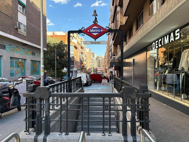 Piso En venta en Tetuan , Madrid photo 0