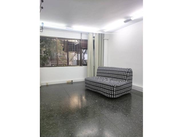 Estudio en venta en l'Esquerra de l'Eixample photo 0