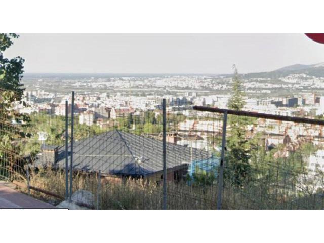 stupenda parcela en zona La Miranda carrer Dels Angels, sol todo el día, posibilidad de hacer la casa que deseas... photo 0