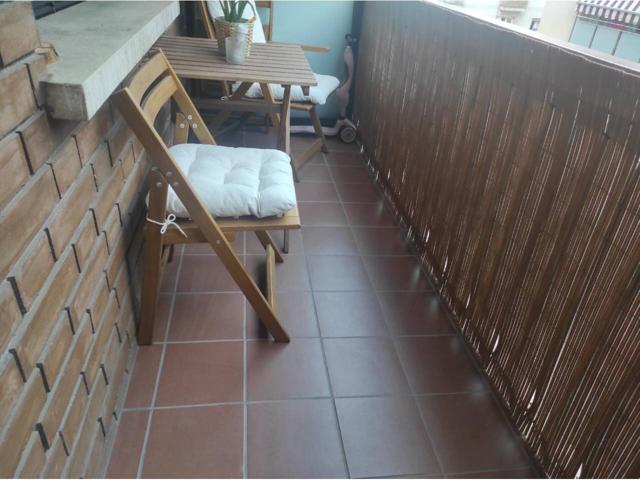 Todo como nuevo, con calidad y buen criterio, confortable, acogedor y con cierto encanto, piso muy especial, hay que ver photo 0