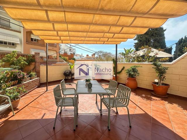 Villa En venta en Rincón de la Victoria photo 0