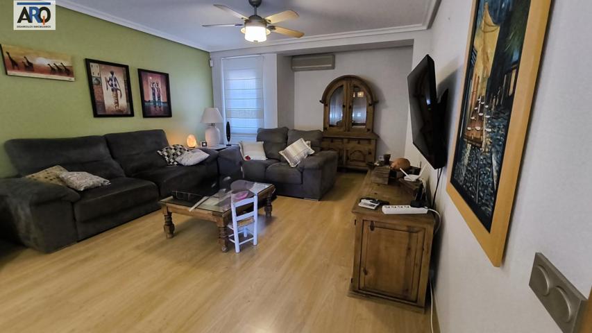 ¡Oportunidad única! Villa exclusiva en Torre-Pacheco - Opción de alquiler con opción a compra disponible photo 0