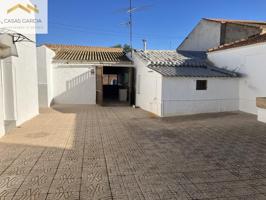 ESTUPENDA CASA DE PUEBLO RUSTICA CON TERRENO EN LAS PALAS photo 0