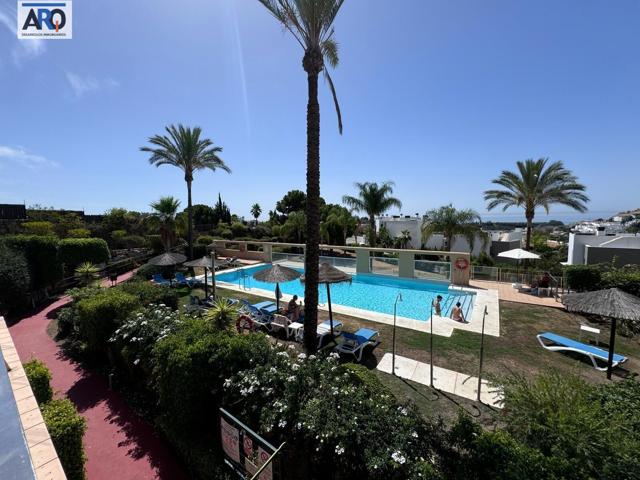 ESTUPENDO PISO EN ESTEPONA. photo 0