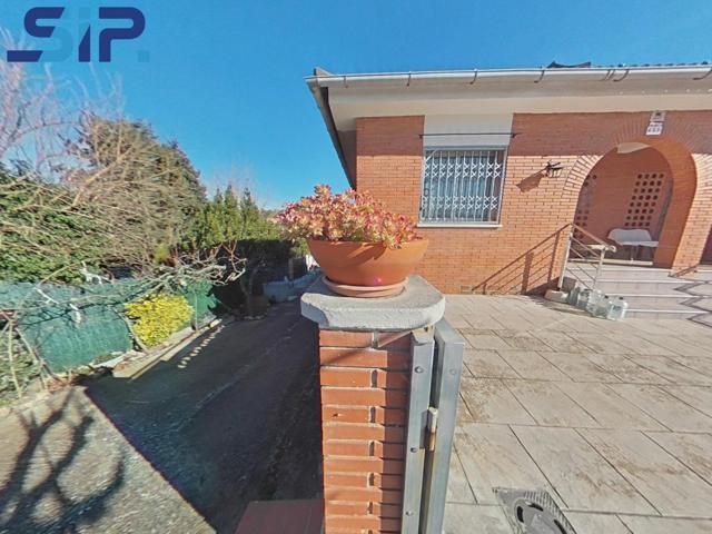 CASA EN VENTA EN CAN CORAL photo 0