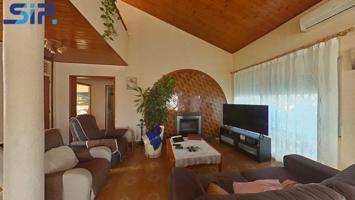 CASA EN VENTA EN CAN TRABAL OLERDOLA photo 0