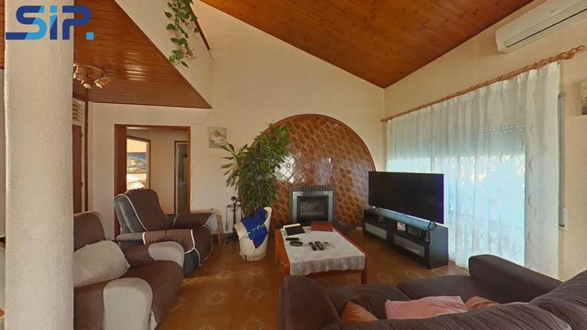 CASA EN VENTA EN CAN TRABAL OLERDOLA photo 0