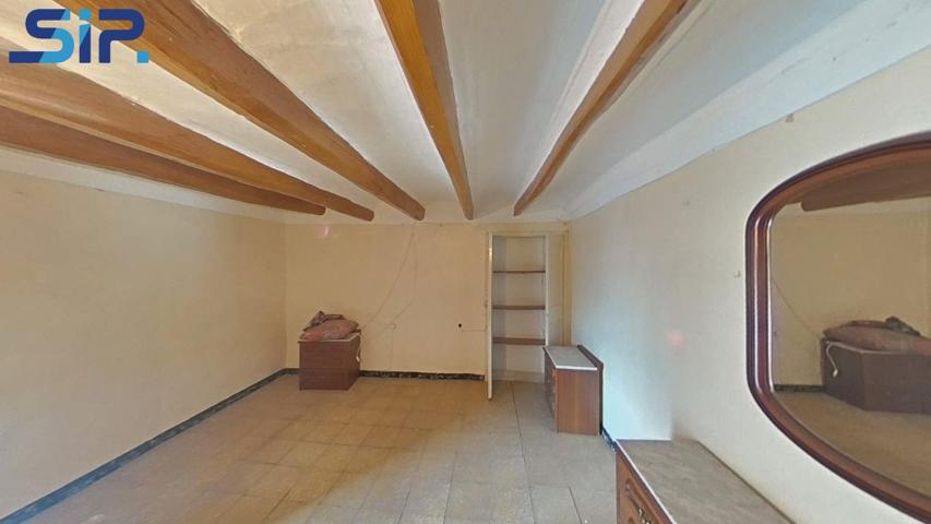 CASA CON TERRENO EN VENTA EN BANYERES DEL PENEDÈS photo 0
