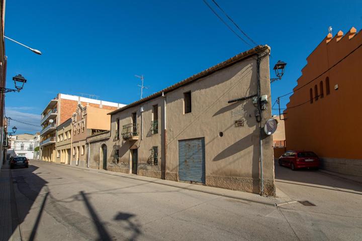 Casa en venta en La Múnia photo 0