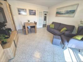 ESPECTACULAR PISO EN VENTA CON PARKING EN COMA-RUGA (PLAYA) photo 0