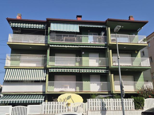 ESPECTACULAR PISO EN VENTA CON PARKING EN COMA-RUGA (PLAYA) photo 0