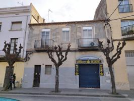 Finca con vivienda y local comercial en Vilafranca del Penedès photo 0
