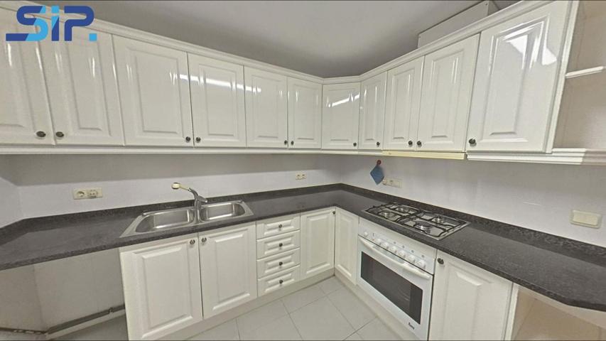 AMPLIO PISO EN VENTA EN ZONA DE PUEBLO NUEVO EN VILAFRANCA DEL PENEDÈS photo 0