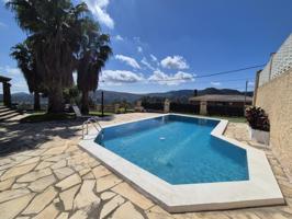 ESPECTACULAR CASA CON PISCINA Y JARDIN EN VALLIRANA photo 0