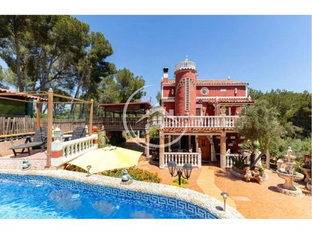 🏡 ESPECTACULAR CHALET INDEPENDIENTE EN MONTSERRAT photo 0