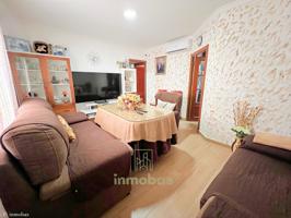 Villa En venta en Badajoz photo 0