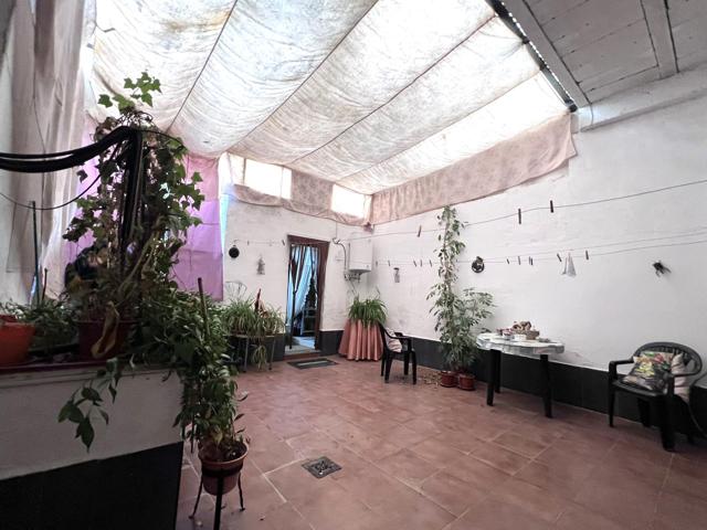 MEDIA CASA EN ZONA PARQUE DON BENITO photo 0