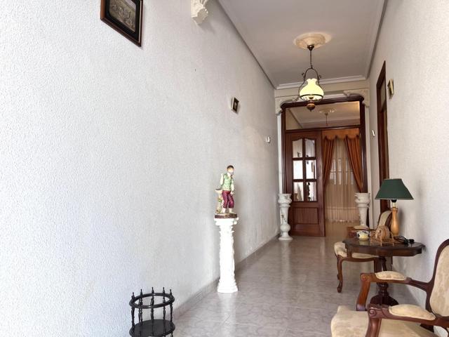 MEDIA CASA EN VENTA EN DON BENITO photo 0