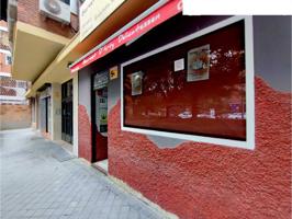 SUNHOME Madrid alquila sin traspaso este bar en esquina y con una amplia terraza! photo 0
