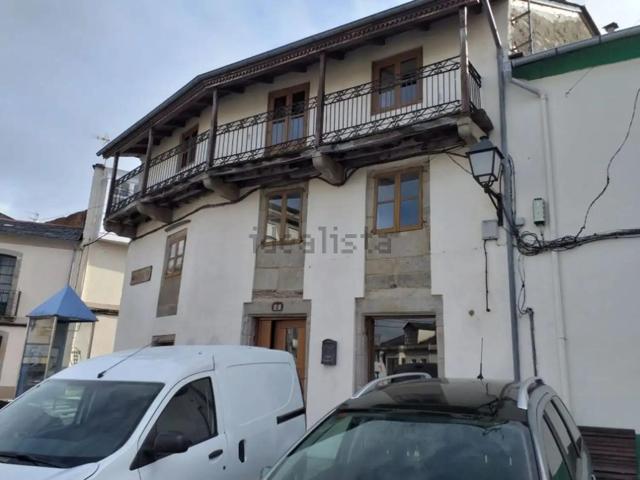 Casa histórica para rehabilitar en el Camino de Santiago – Centro de Vilalba photo 0