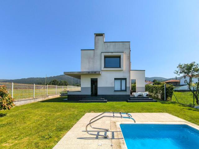 Chalet exclusivo con piscina en Playa Calabón – Cudillero photo 0