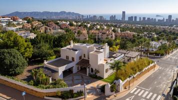 LUJOSA VILLA CON IMPRESIONANTES VISTAS AL MEDITERRÁNEO photo 0