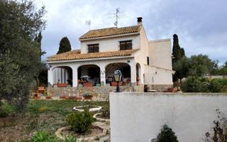 Chalet en Mutxamel con cuadra para caballos photo 0